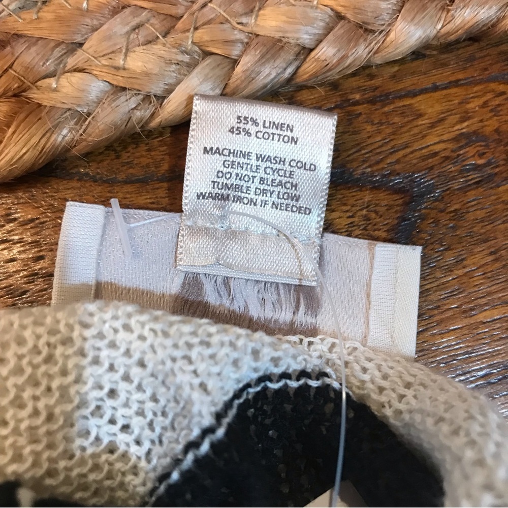 ▪️Ann Taylor LOFT Knit Tank Top - Picture 7 of 7